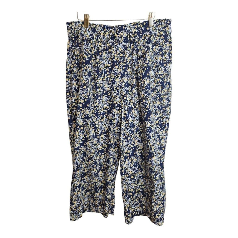 Unbranded Handmade Womens Capri Pants No Size Tag Blue Floral Paperbag Waist